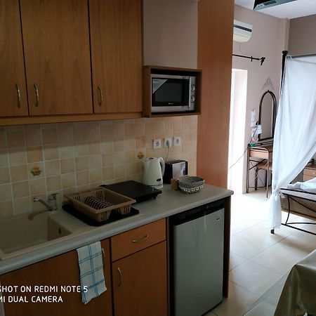 Savvas Studios Kéfalos Buitenkant foto